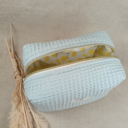 Trousse de toilette "vert d'eau"